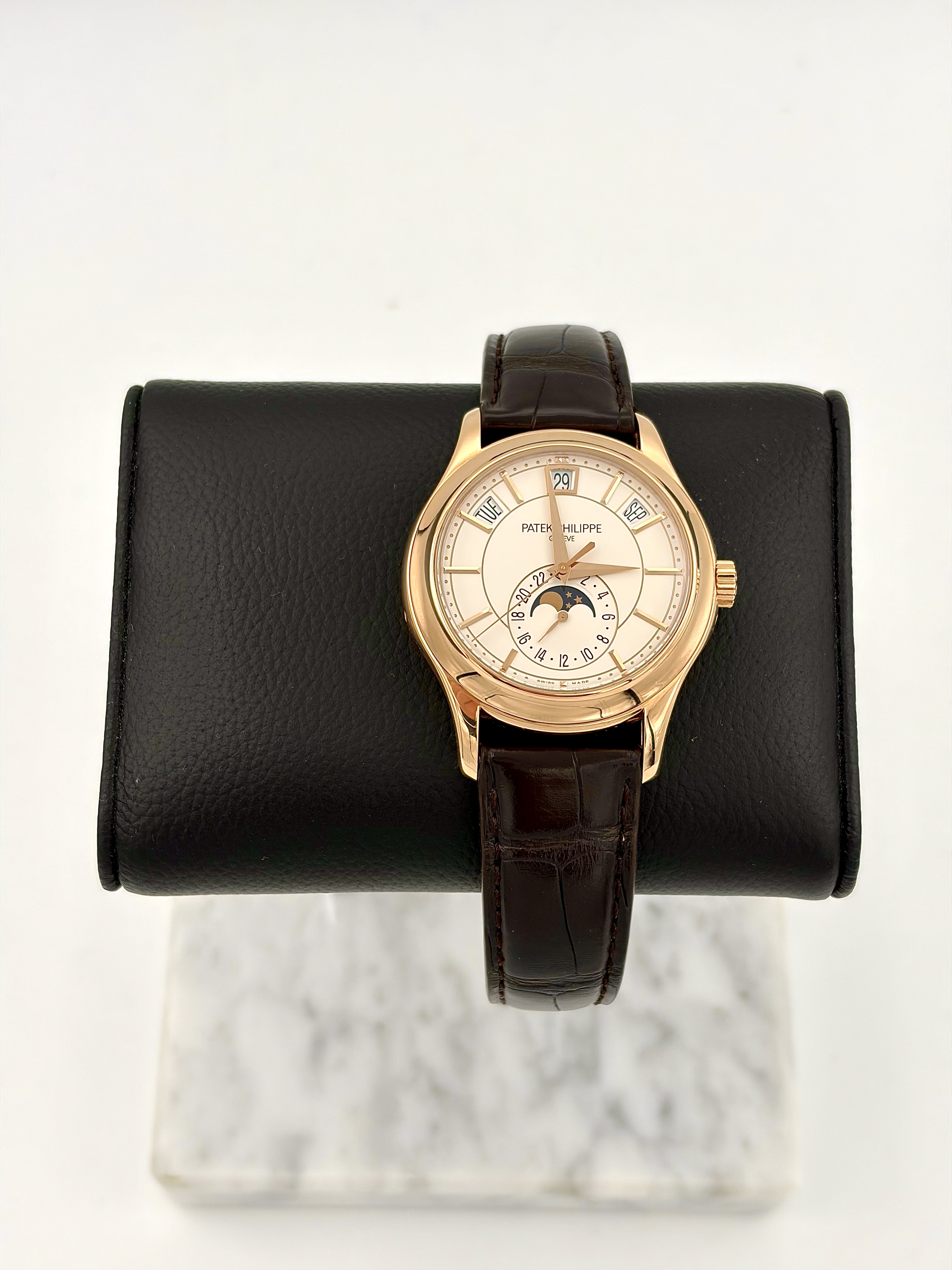 Patek Philippe Patek Philippe Annual Calendar 5205R-001 5205R-001
